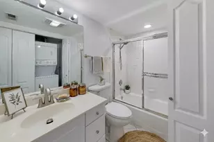 6411 Lincoln Ave, Morton Grove, IL 60053 - Photo 14