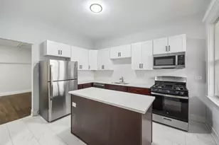 5439 S Indiana Ave, Chicago, IL 60615 - Photo 8