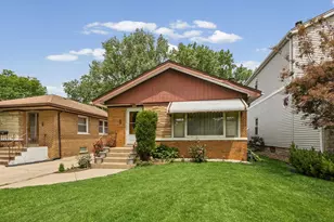 8240 45th St, Lyons, IL 60534 - Photo 2