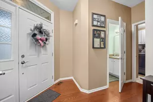 516 King Ave, East Dundee, IL 60118 - Photo 6