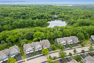 516 King Ave, East Dundee, IL 60118 - Photo 2