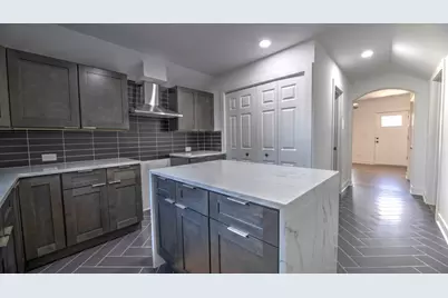 339 S Joliet Street, Joliet, IL 60436 - Photo 12