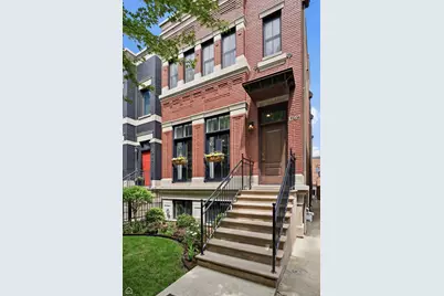 1752 W Erie Street, Chicago, IL 60622 - Photo 1