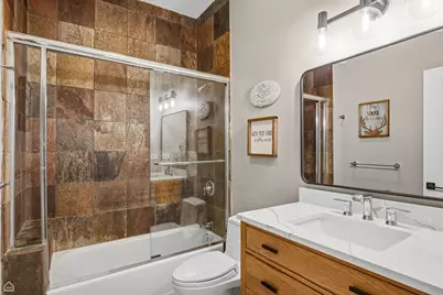 1752 W Erie Street, Chicago, IL 60622 - Photo 36