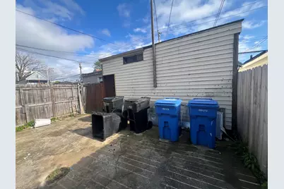 2111 W 50th Place, Chicago, IL 60609 - Photo 22