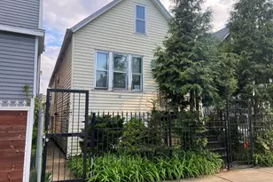 2111 W 50th Pl, Chicago, IL 60609 - Photo 2