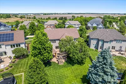 390 Bloomfield Circle E, Oswego, IL 60543 - Photo 42