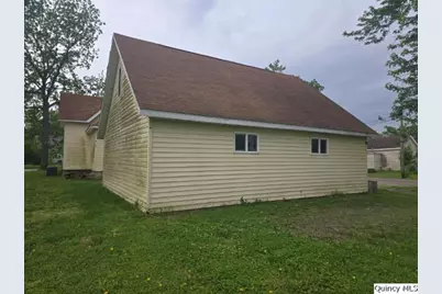 303 N Washington, Carthage, IL 62321 - Photo 26