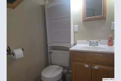 303 N Washington, Carthage, IL 62321 - Photo 12