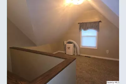 303 N Washington, Carthage, IL 62321 - Photo 14