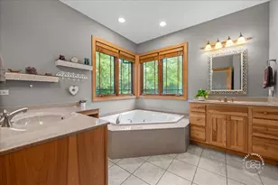 43W211 Tall Pines Rd, Elgin, IL 60124 - Photo 12