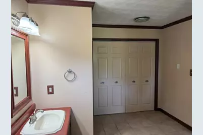 6241 Wards Mill Road, Marion, IL 62959 - Photo 8