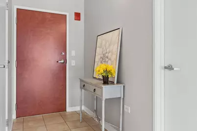 800 Elgin Road #PH19, Evanston, IL 60201 - Photo 4