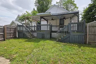919 E Johnson St, Clifton, IL 61727 - Photo 12