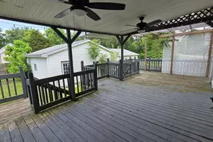 919 E Johnson St, Clifton, IL 61727 - Photo 10