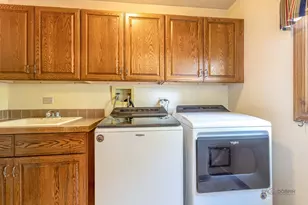3944 Lakeview Ct, Long Grove, IL 60047 - Photo 22