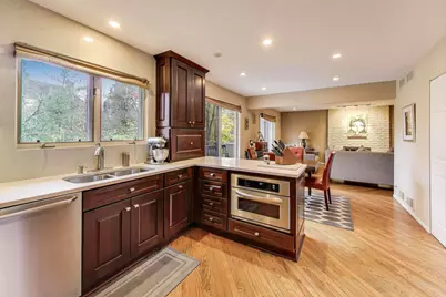 11515 Burr Oak Lane, Burr Ridge, IL 60527 - Photo 14