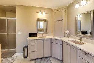 11515 Burr Oak Ln, Burr Ridge, IL 60527 - Photo 26