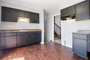 16544 Prairie Ave, South Holland, IL 60473 - Photo 8