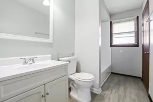16544 Prairie Ave, South Holland, IL 60473 - Photo 14