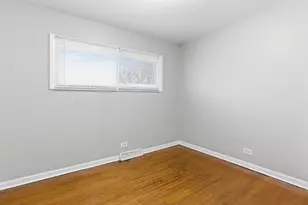 15217 Waterman Dr, South Holland, IL 60473 - Photo 14
