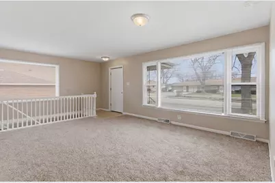 796 E 163rd Street, South Holland, IL 60473 - Photo 4