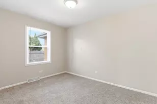 796 E 163rd St, South Holland, IL 60473 - Photo 12