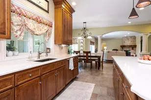 4 Bohrer Ct, Bloomington, IL 61704 - Photo 16
