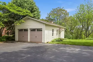 1021 N Sheridan Rd, Waukegan, IL 60085 - Photo 20