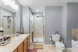 4157 N Kenmore Ave, Chicago, IL 60613 - Photo 16