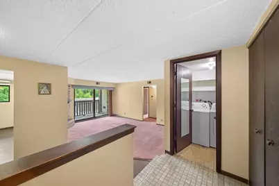 525 Cumnor Road #204, Westmont, IL 60559 - Photo 4