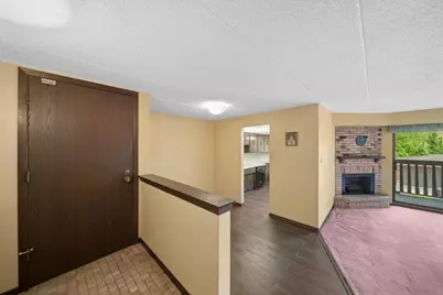 525 Cumnor Road #204, Westmont, IL 60559 - Photo 2