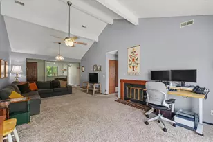 2155 Harbor Town Cir, Champaign, IL 61821 - Photo 8