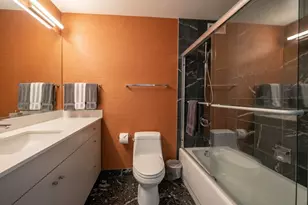 360 E Randolph St, Chicago, IL 60601 - Photo 4