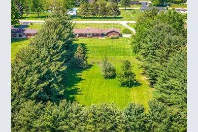 9640 Cunningham Road, Winnebago, IL 61088 - Photo 8