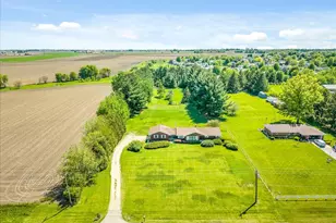 9640 Cunningham Rd, Winnebago, IL 61088 - Photo 42