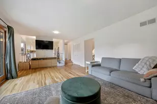 1605 Mayflower Dr, Dekalb, IL 60115 - Photo 14