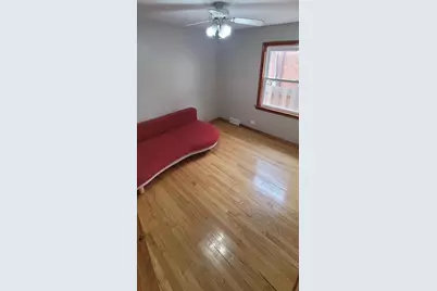 2067 Sherwin Avenue, Des Plaines, IL 60018 - Photo 18