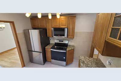 2067 Sherwin Avenue, Des Plaines, IL 60018 - Photo 14