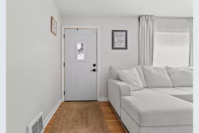 1012 Leith Avenue, Waukegan, IL 60085 - Photo 6