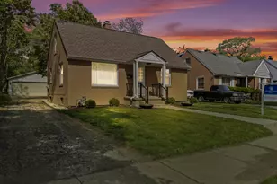 1012 Leith Ave, Waukegan, IL 60085 - Photo 2