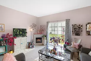 904 Baltimore St, McHenry, IL 60050 - Photo 8