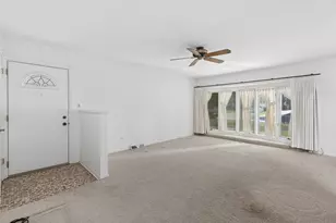 928 S 6th Ave, La Grange, IL 60525 - Photo 2