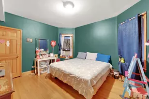 3529 W 63rd Pl, Chicago, IL 60629 - Photo 4