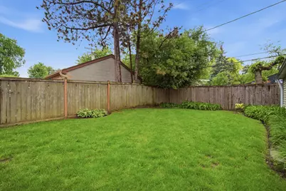 1242 Arbor Avenue, Highland Park, IL 60035 - Photo 18