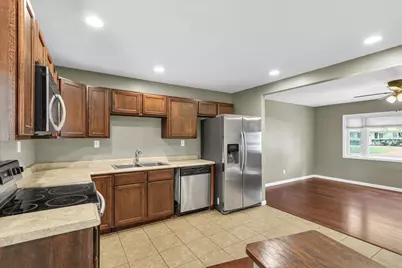 1313 Glendale Drive, Champaign, IL 61821 - Photo 4