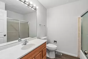 1102 Woodbury Ln, Wheeling, IL 60090 - Photo 14