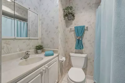 356 Banbury Avenue, Elk Grove Village, IL 60007 - Photo 20
