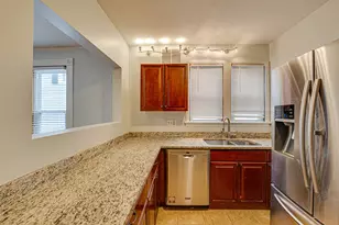 714 Sexton St, Aurora, IL 60505 - Photo 16