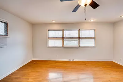 714 Sexton Street #1, Aurora, IL 60505 - Photo 12